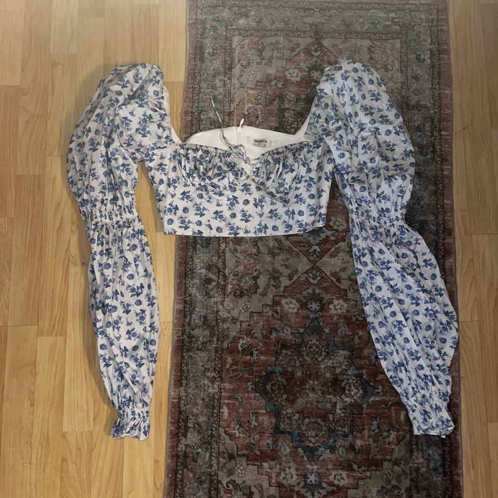 Floral Blue and White Women's Top